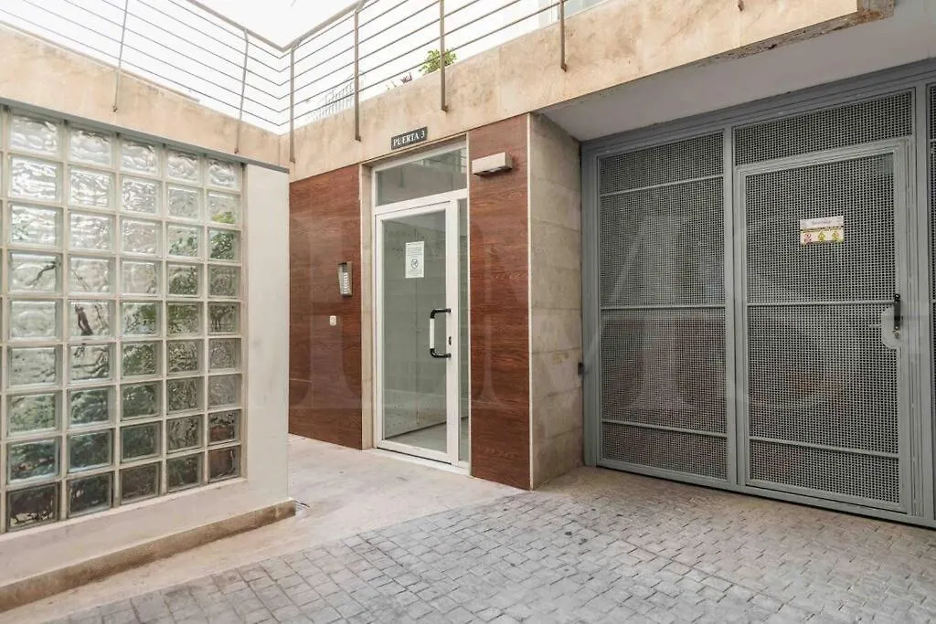 Comfortable Apartment At Capuchinos By Rems Malaga
