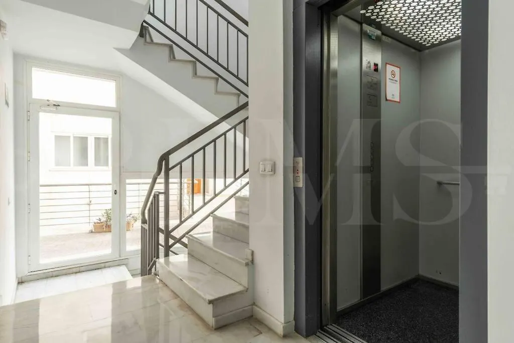 Comfortable Apartment At Capuchinos By Rems Malaga